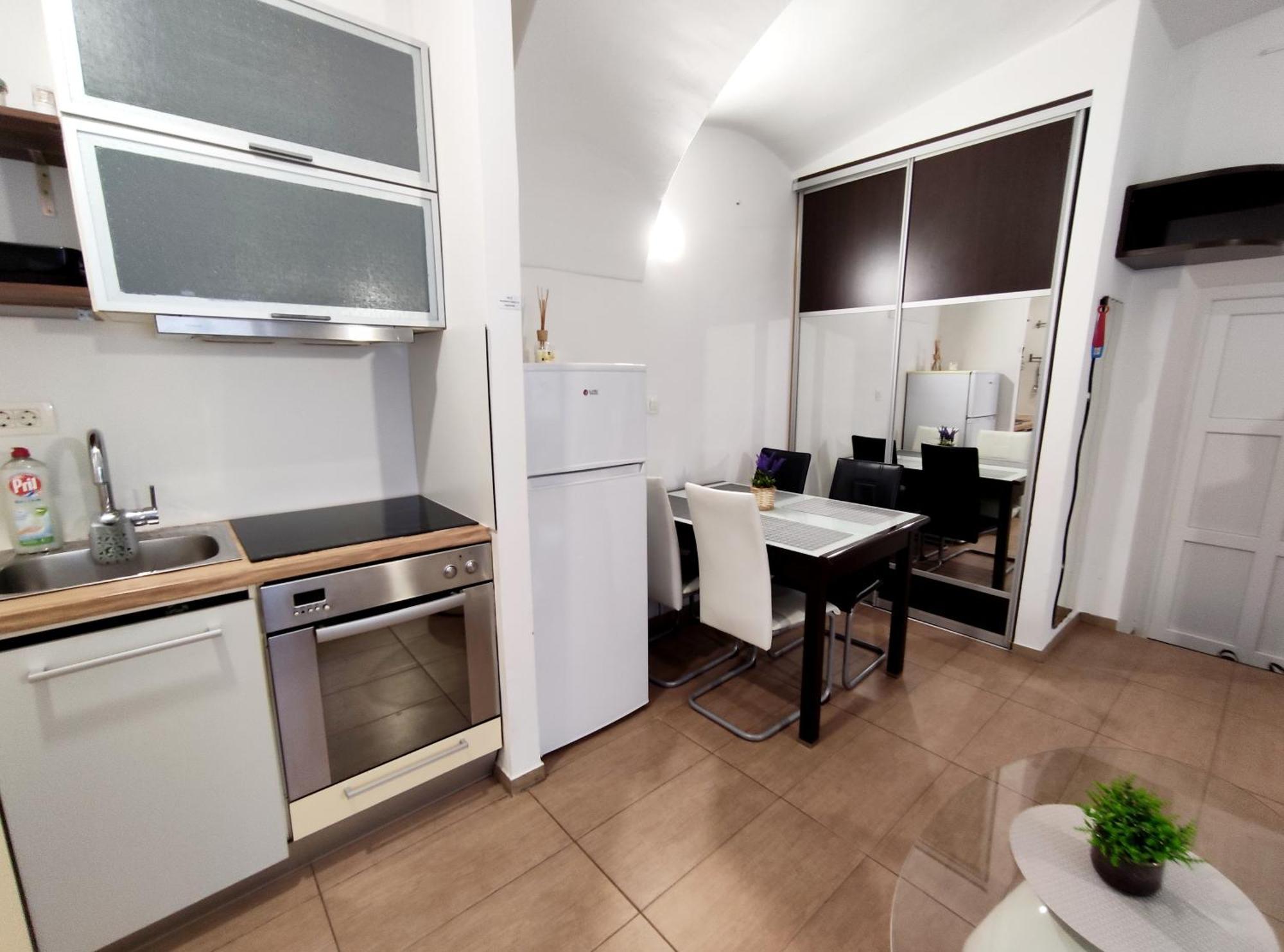 Studio Apartment Sisters 3-4 Lublaň Exteriér fotografie